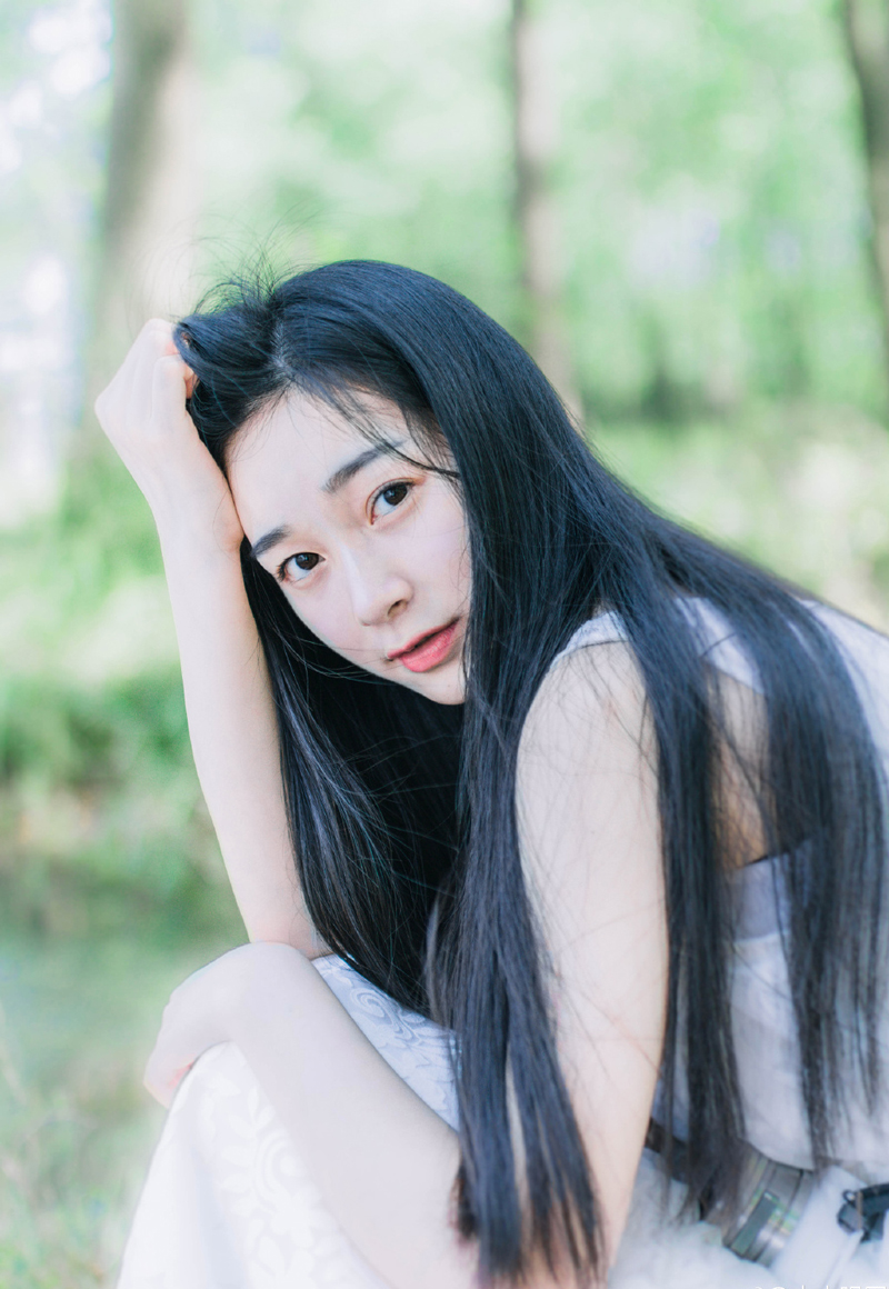 有一天，会有那么一个人走进你的生活，并且让你明白为什么你和其他人都没有结果。